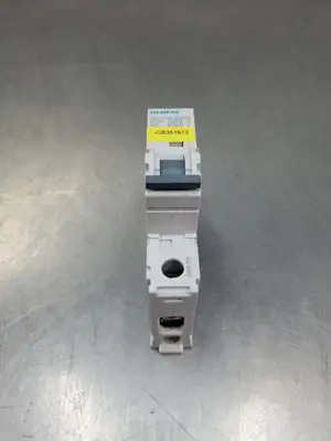 USED Siemens 5SJ4106-6HG40 Circuit Breaker, 1 Pole, 6A