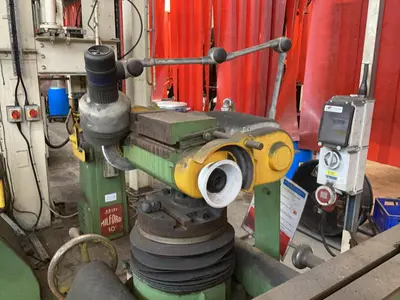 CINCINNATI No 2 Tool and Cutter Grinder Grinders | Bowland Trading Ltd (3)