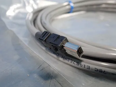 NEW OMRON R88ACSK005SU1
