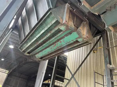 Peerless Two (2) 30 Unit Momo Chip Bins