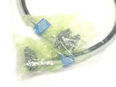 NEW KEYENCE SL-VS05-R, SL-VS05-T