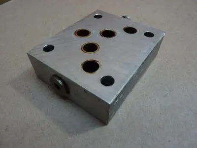 USED SUN HYDRAULICS ZPS 8ES9