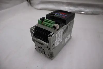 Allen-Bradley 22B-D6P0N104 PowerFlex 40 3.0HP AC Drive SURPLUS NEVER USED H320A
