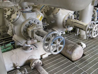 Used White Superior w WS 6G825 MW64 3 Stage Qty 2 Compressor Packages Oklahoma US | Borderless Services #1378268