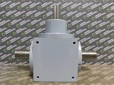 KHS 200 Bevel Gearbox Ratio 2.5:1 Input Dia 1.655 in L 3.25 in Used