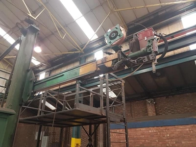 Hagglunds boom welder 6 Metre