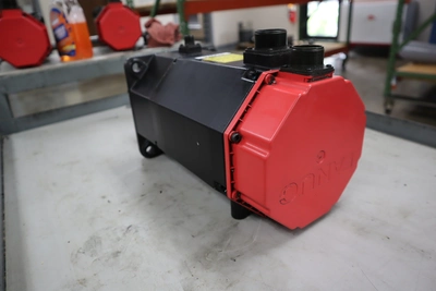 USED 1995 USED FANUC PARTS AND TOOLING AC12/2000 SERVO MOTOR