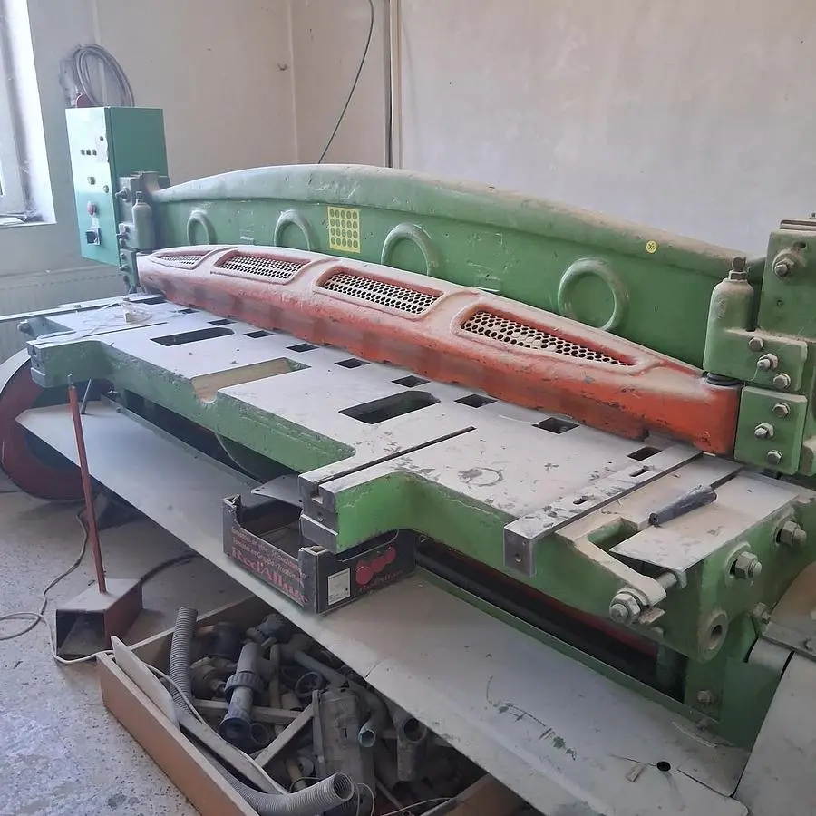 Used PIESOK - Power Squaring Shears (Inch) CZ | Amaron s.r.o. #1398382