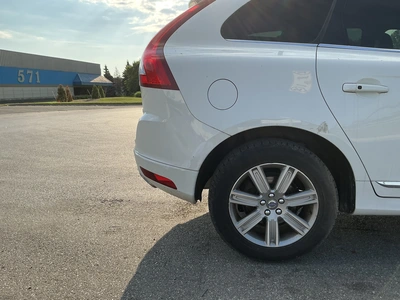 USED 2016 VOLVO XC60 T5 PREMIER