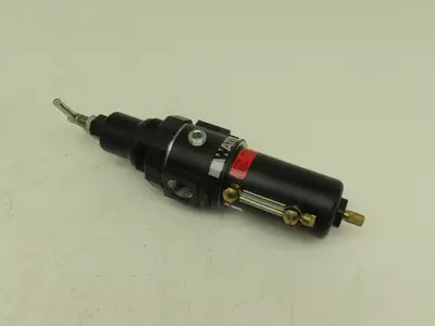 Watts Fluidair B12-04WJD M3 Pneumatic Integral Filter Regulator 1/2" NPT 250PSI
