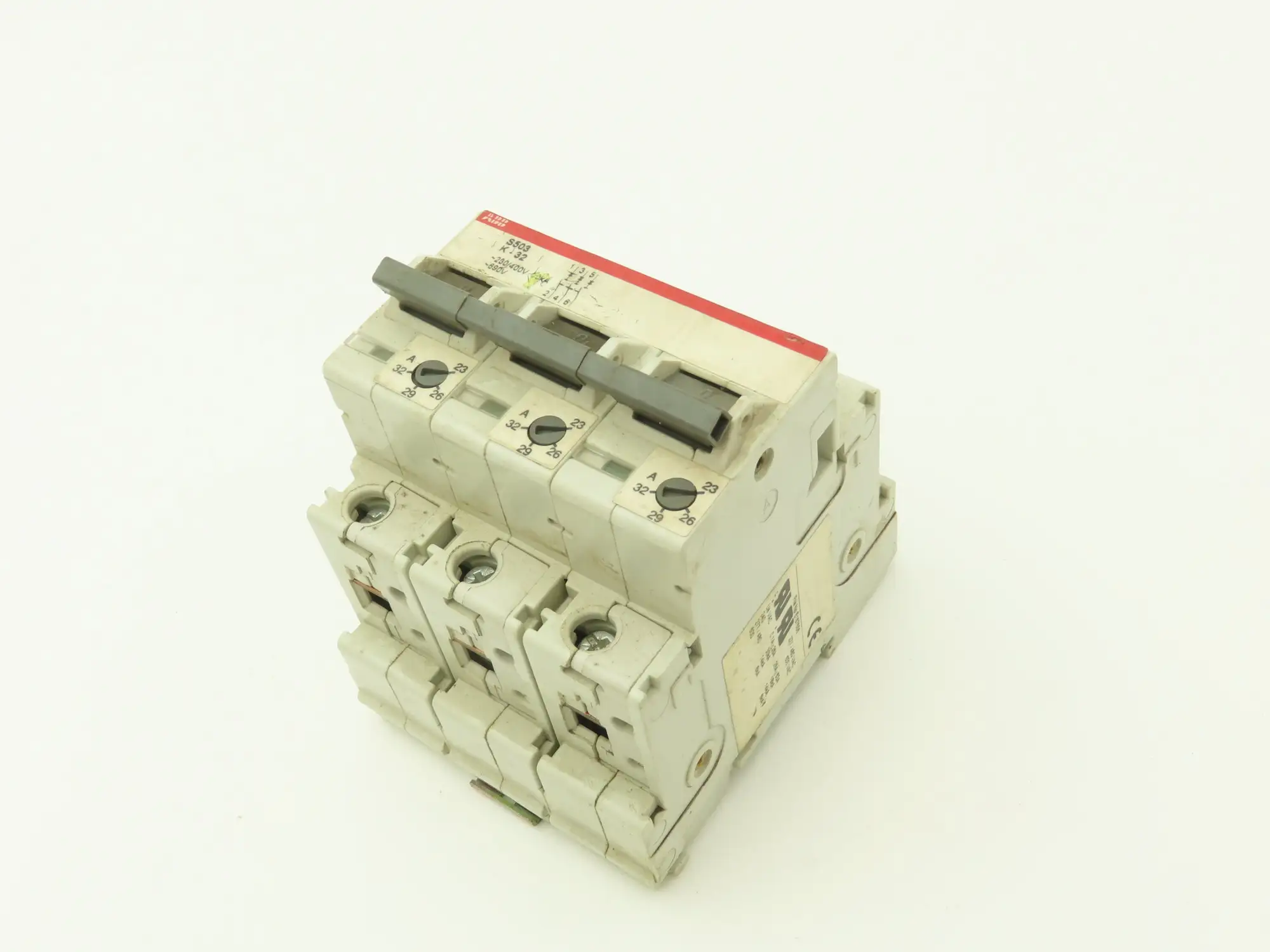 ABB S503-K32 3-Pole Circuit Breaker Adjustable 32A 690VAC 230/400V DIN Mountable