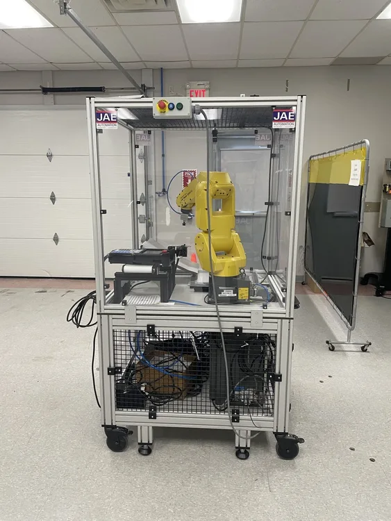 Used 2012 FANUC LR MATE 200IC Robots CA | Revelation Machinery #895386