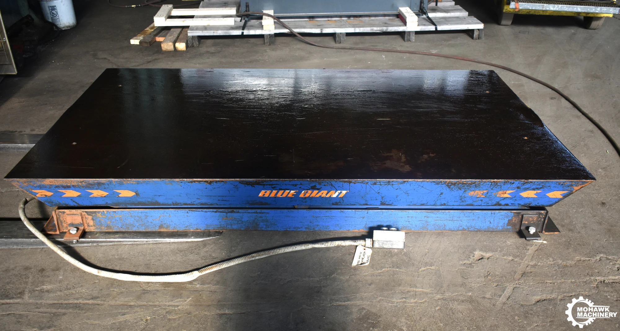 8000 LB BLUE GIANT "FS3/48x84" HYDRAULIC SCISSOR LIFT TABLE w/48” x 96” PLATFORM - 48" VERTICAL TRAVEL - PENDANT CONTROL