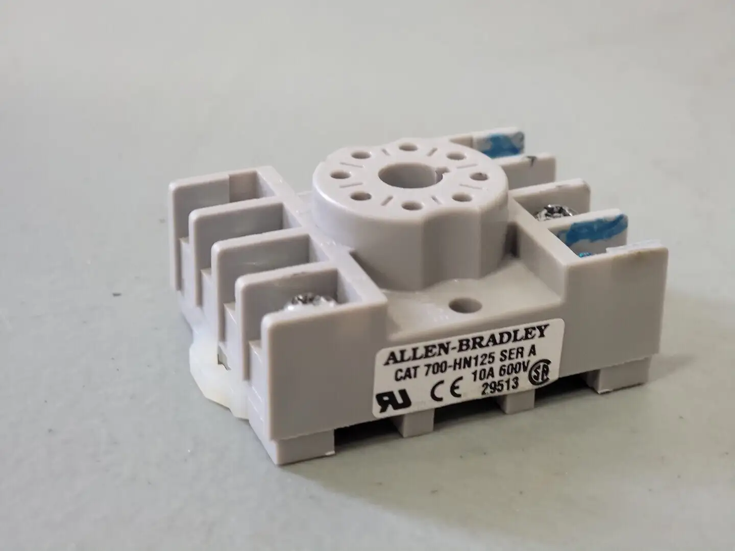 NEW ALLEN-BRADLEY 700-HN125