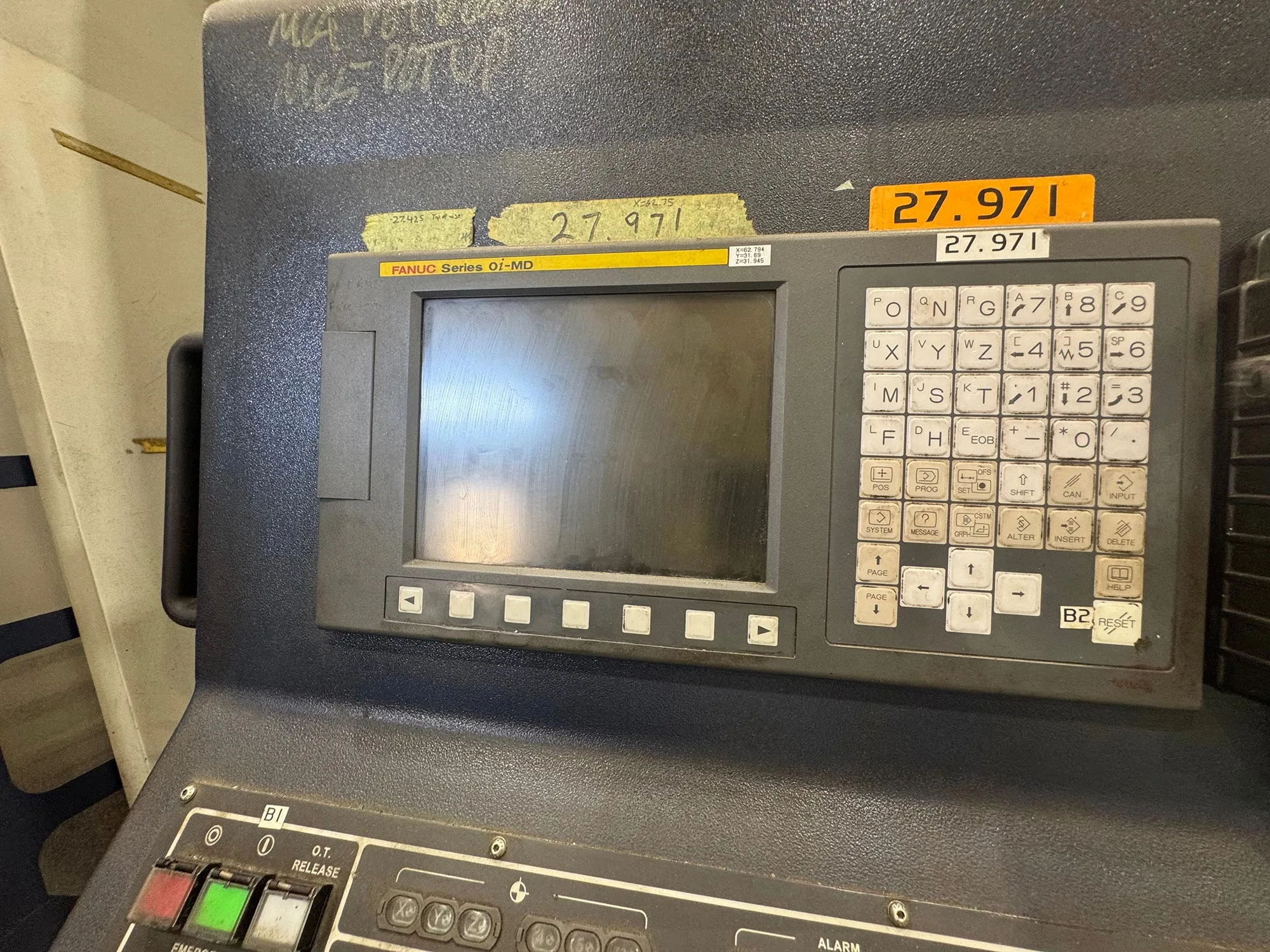 #3211 USED CUBIC VB 1600.