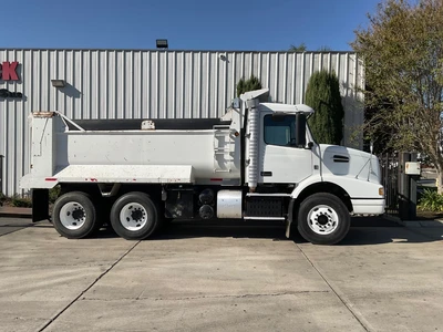Used 2011 VOLVO VHD Dump trucks California US | Big Truck & Equipment #1412190