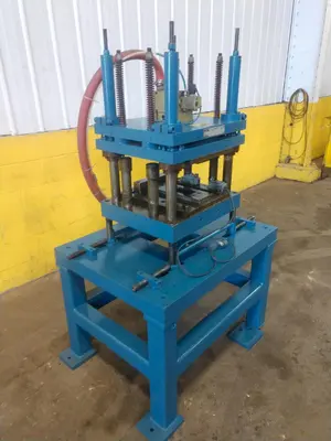 12 TON AIRAM 4-POST PNEUMATIC CUTOFF PRESS: STOCK #13204