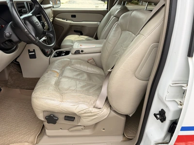 Used 2001 CHEVROLET SUBURBAN SUVs Michigan US | Miedema Asset Management Group #1357526
