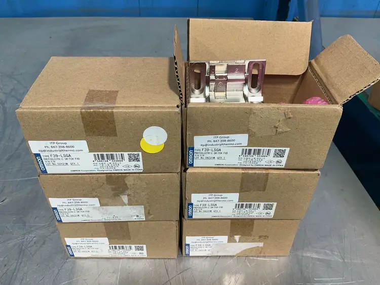 Used OMRON CORPORATION F39LSGA Photoelectric Sensors Ohio US | HGR 24 #1545308