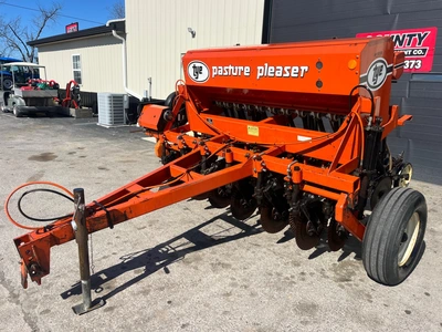 TYE 7ft Pasture Pleaser No Till Seed Drills | County Equipment Company LLC (7)