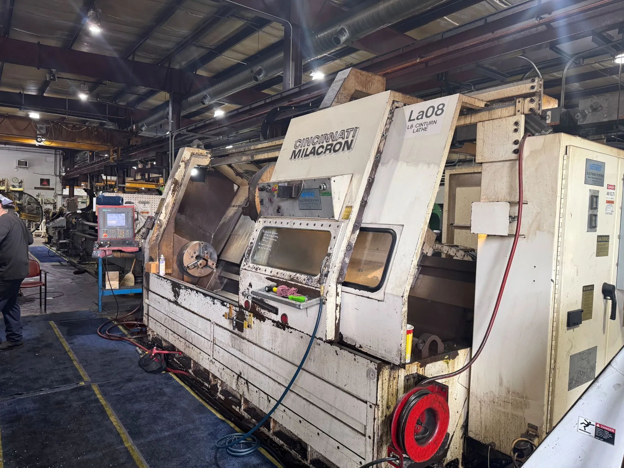 USED CINCINNATI MILACRON CINTURN 18U X 100