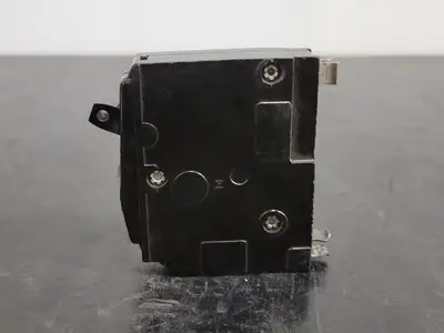 USED SQUARE D QO140