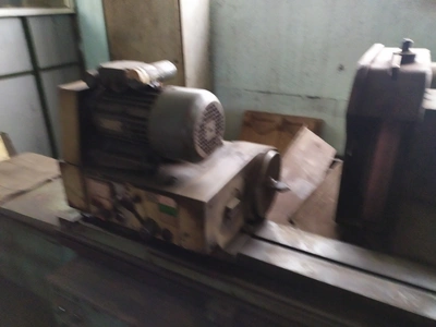TOS Hostivař Cylindrical Grinder, in good working condition, visible under power