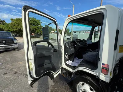 Used 2023 ISUZU NPR HD Box trucks Florida US | Truck and Van Outlet #1708746
