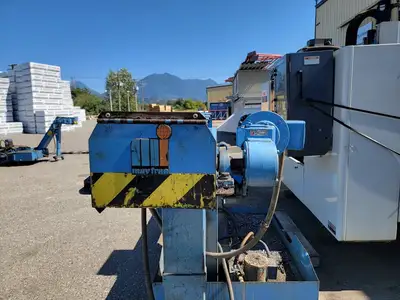 USED 1995 MAZAK VTC-16B