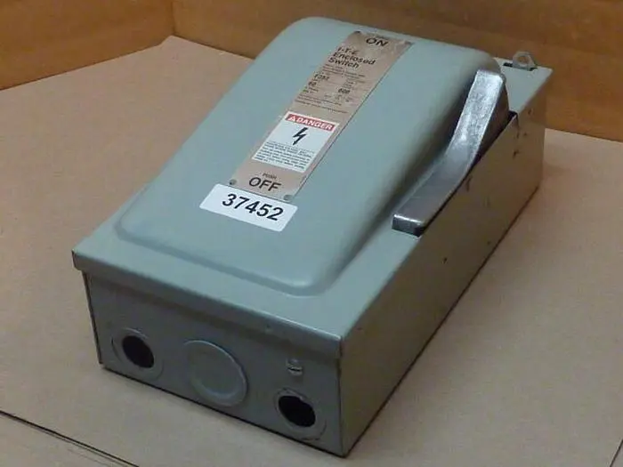 Used SIEMENS F352 Electrical Panels Michigan US | Ideal Machinery #689123