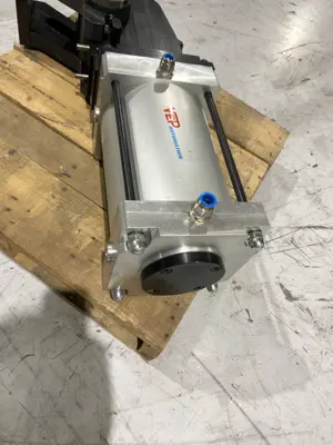 RC200.2-120V/LSPXPGX | VEP Automation  Pneumo-Hydraulic Swivel Unit RCM/RC.2 - Used