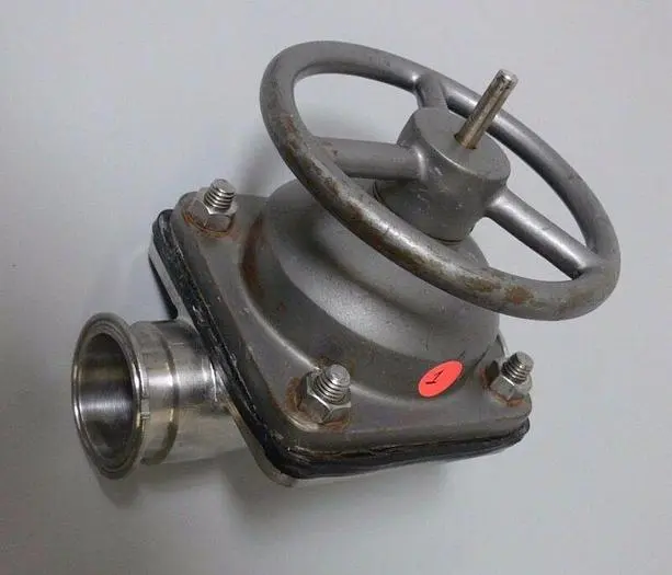 Used STAINLESS STEEL SANITARY 1" DIAPHRAGM VALVE Valves/Fittings California US | Equipment Lab #485288