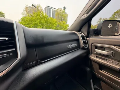 2019 RAM 2500 Vehicles | Platinum Group (40)