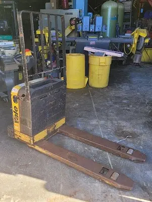 USED 2010 YALE MPB040-EN24T2748