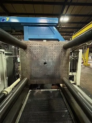 2018 KRAUSS MAFFEI KM1300-17200MX Injection Molding Horizontal/Vertical | Machinery Network (4)
