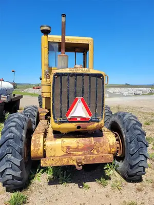 USED 1952 CATERPILLAR 12