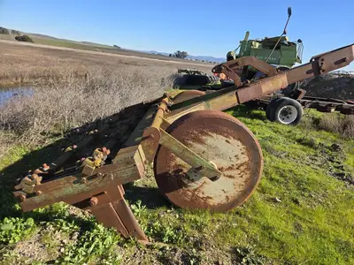USED 1973 JOHN DEERE PR