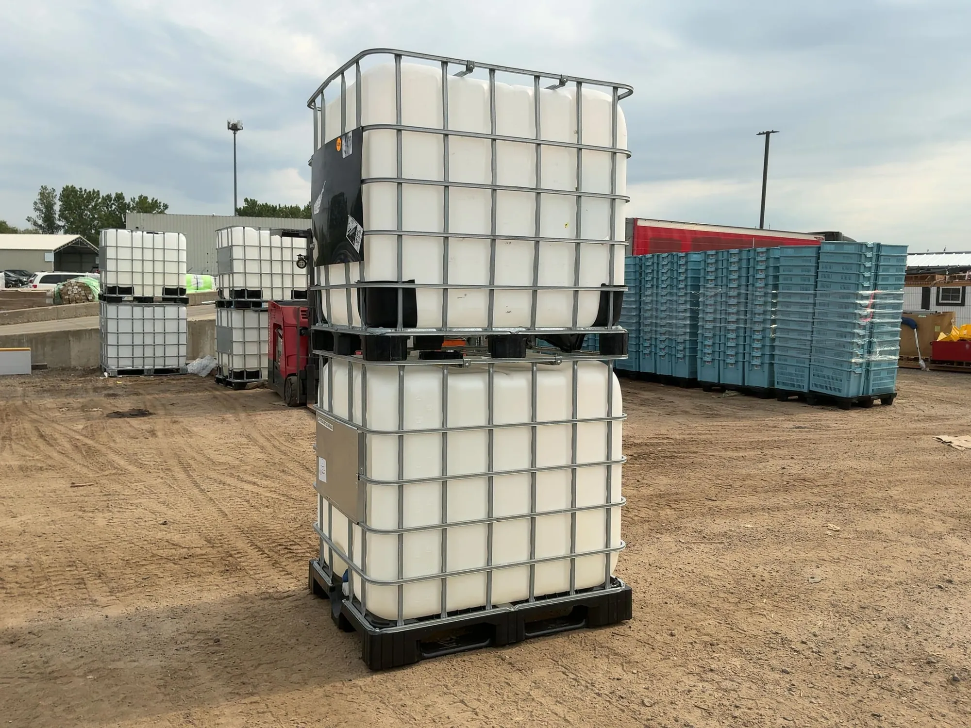 Used _UNKNOWN_ _UNKNOWN_ IBC Tanks Michigan US | Miedema Asset Management Group #1392659