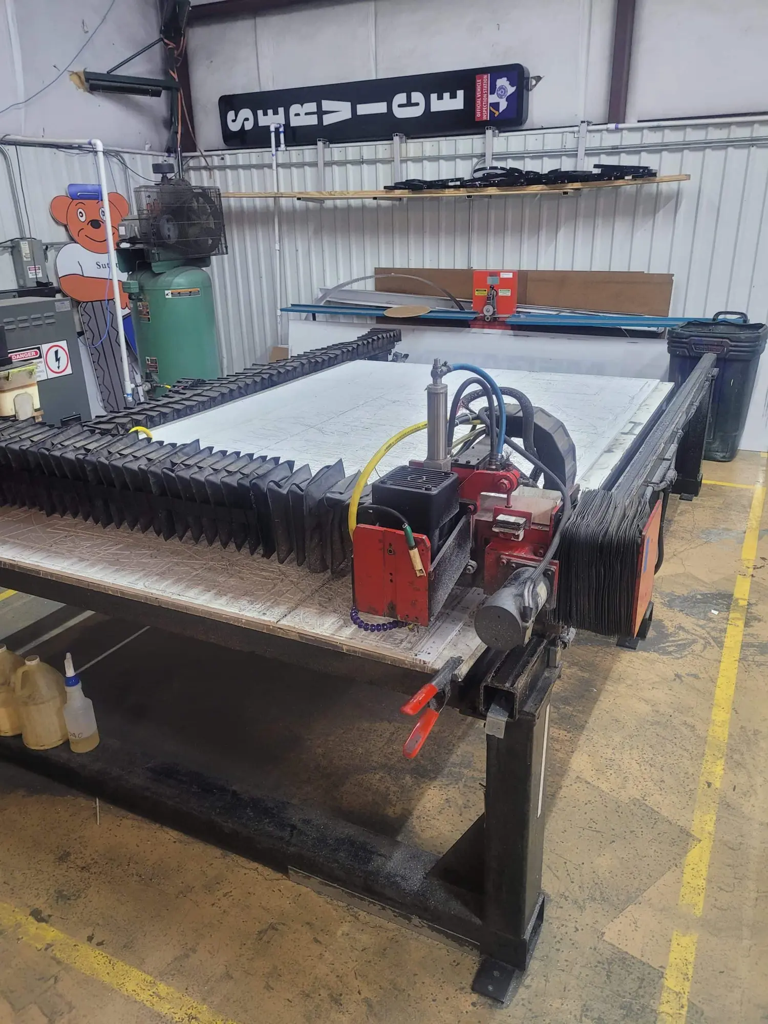 USED 1991 K.N. ARONSON AUTO CUT 150 CNC