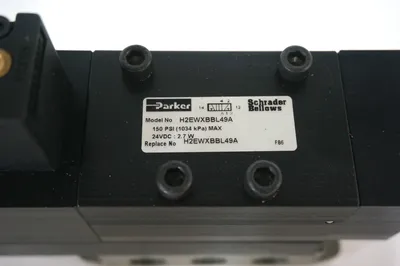 NEW PARKER H2EWXBBL49A SOLENOID VALVE
