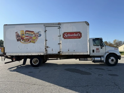 Used 2004 INTERNATIONAL 4300 SBA 4X2 24' BOX TRUCK Box trucks Ohio US | Miedema Asset Management Group #1709395