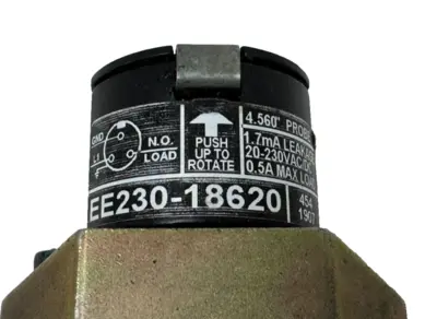 USED NAMCO EE230-18620 CYLINDICATOR SENSOR 4.56" LPR3000 EE23018620
