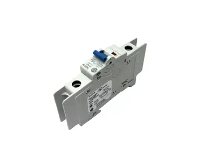 1489-M1D320 | Allen Bradley  Ser. D Miniature Circuit Breaker 1P 32A 240VAC 2-PACK - New – Open Box