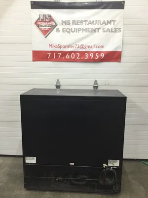 True GDM-41SL-48-HC-LD 46” Refrigerator Merchandiser, 2 Sliding Glass Doors 115v