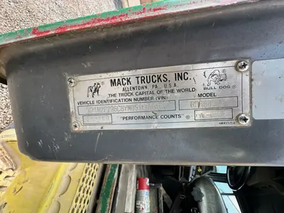 Used 2000 MACK RB688S Concrete Mixer Trucks Pennsylvania US | Proxy Equipment #1378234