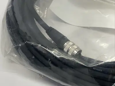 OP-87905 | Keyence  Laser Sensor Head Cable 10m - New