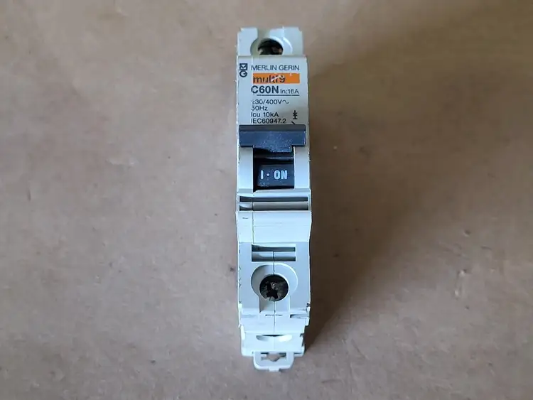 Used MERLIN GERIN C60N Switchgears British Columbia CA | Lenmark #294491