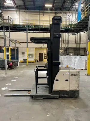 Used 2014 CROWN SP3520-30 Order Pickers Texas US | TB Forklifts #1274893