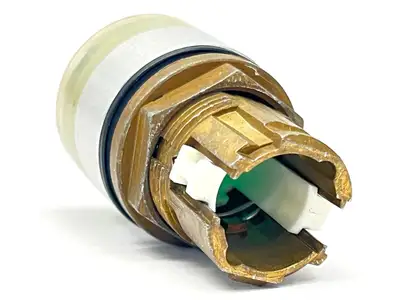 USED ALLEN-BRADLEY MOMENTARY ILLUMINATED PUSH BUTTON GREEN