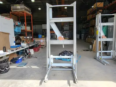Power/Vac Switchgear Lift Truck 850 lbs